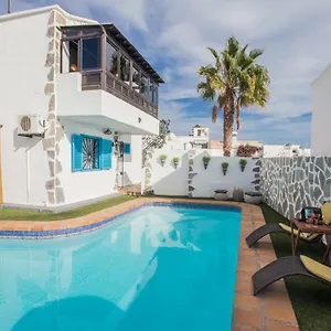 https://palm-villa.in-canary-islands.com
